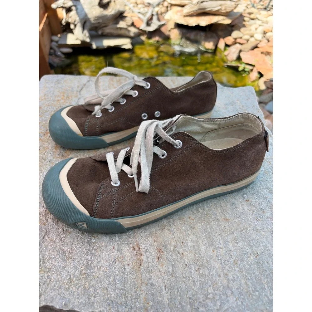 Keen Coronado Mens 10 Brown Suede Low Top Sneakers Teal Toe 5366-SHTK